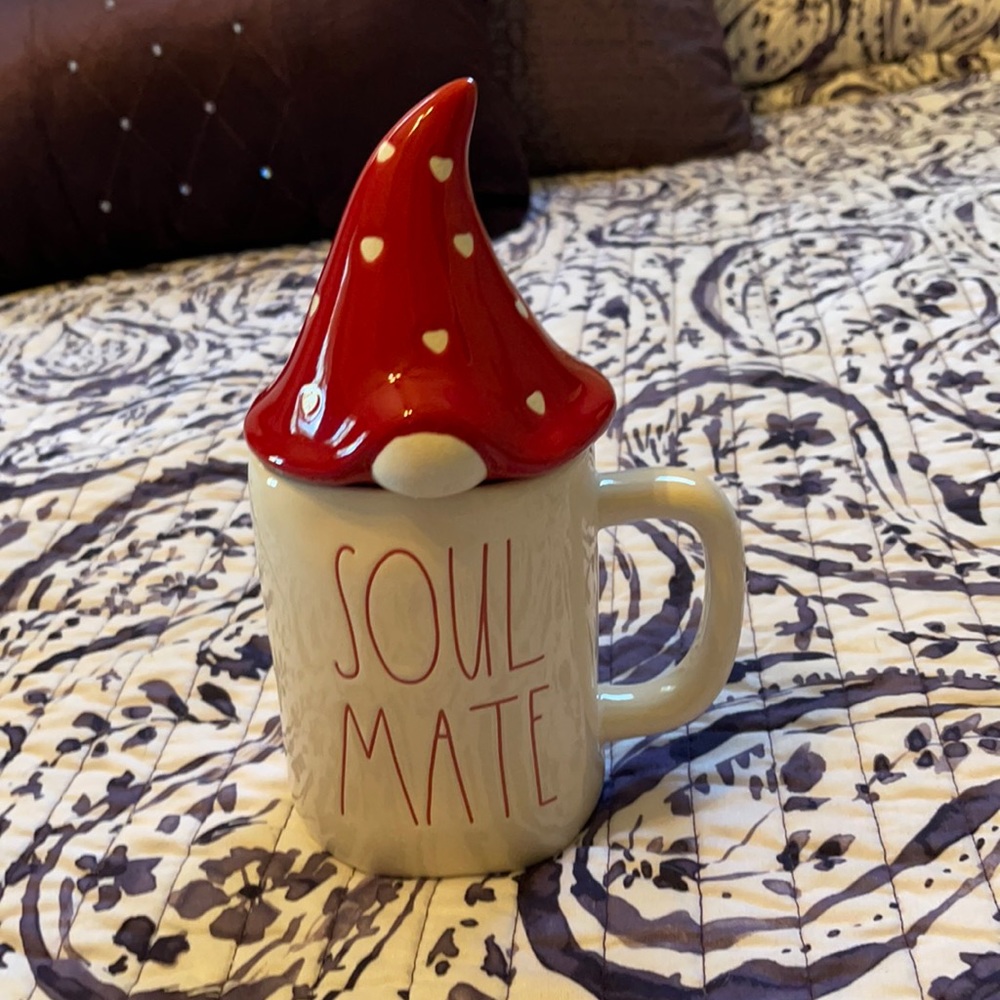 Rae Dunn Soul Mate Mug with Topper
